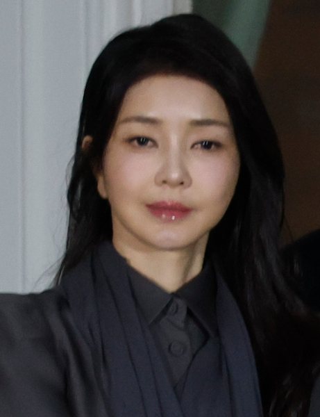 특검 조사를 위한 호송 차량이 지하 통로로 이동하는 모습(자료 사진)