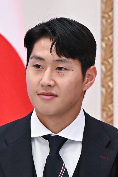이강인의 스페인 무대 복귀설이 축구팬들 사이에서 뜨거운 화제가 되고 있습니다