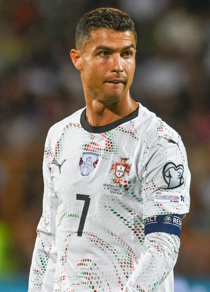 실제 경기 여부가 확인되지 않은 축구 경기장의 모습입니다.