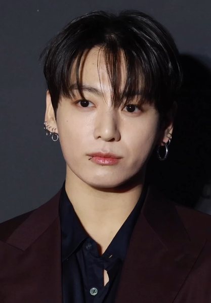 K팝 팬들의 독특한 선물 문화가 해외 언론의 시선을 끌었어요.