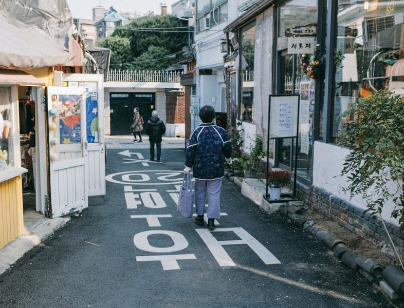 개식용 금지법 시행을 앞둔 한국의 풍경을 다룬 외신 보도가 나왔어요.