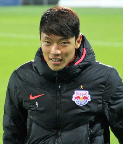 황희찬이 독일 분데스리가 데뷔전에서 도움을 기록하며 활약했습니다