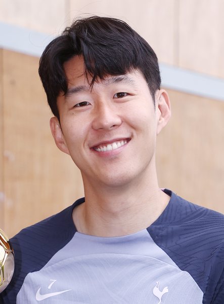 손흥민이 몸담았던 토트넘 홋스퍼의 프리미어리그 경기 모습